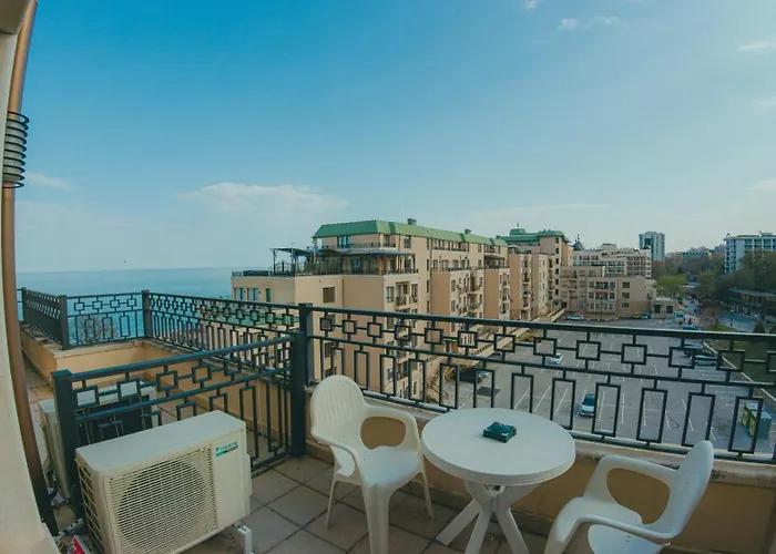 Goldensands アパート